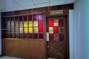 900 Bay Dr, Miami Beach, FL 33141 - Photo 25