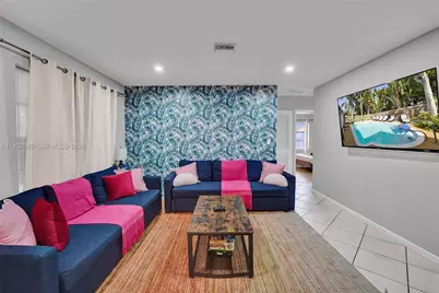 3024 NE 2nd Ter, Wilton Manors, FL 33334 - Photo 11