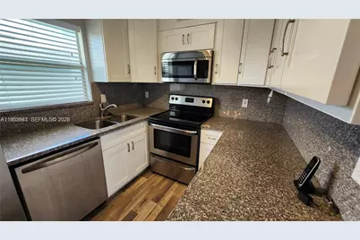 756 Flanders P #756, Delray Beach, FL 33484 - Photo 3