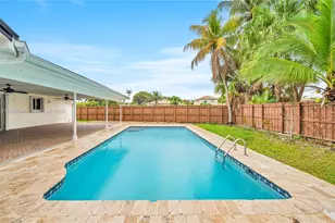 15930 SW 90th Ave, Palmetto Bay, FL 33157 - Photo 1