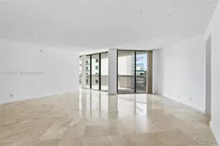 20185 E Country Club Dr, Aventura, FL 33180 - Photo 3