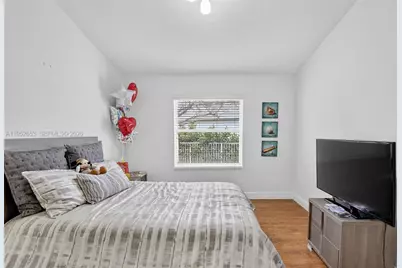 13262 NW 15th St, Pembroke Pines, FL 33028 - Photo 25