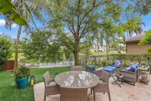 10502 Kestrel St, Plantation, FL 33324 - Photo 47