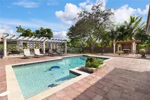 9290 NW 14th Ct, Coral Springs, FL 33071 - Photo 1