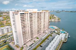 1800 NE 114th St, Miami, FL 33181 - Photo 69