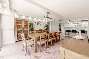 1800 NE 114th St, Miami, FL 33181 - Photo 11