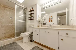 1800 NE 114th St, Miami, FL 33181 - Photo 47