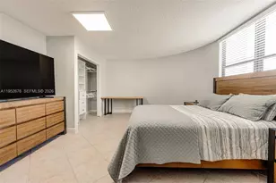 1800 NE 114th St, Miami, FL 33181 - Photo 51