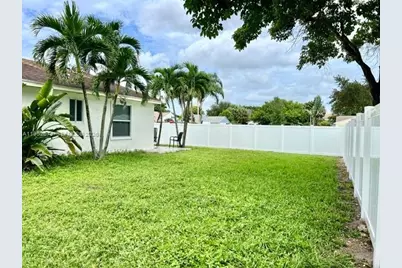 23260 New Coach Way, Boca Raton, FL 33433 - Photo 13