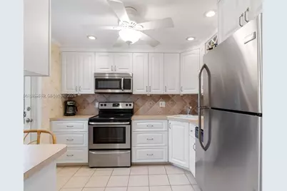 1501 S Ocean Blvd #211, Lauderdale by the Sea, FL 33062 - Photo 7