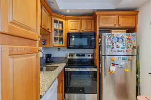 9100 Lime Bay Blvd, Tamarac, FL 33321 - Photo 7