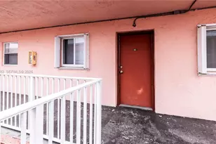 19701 SW 114th Ave, Miami, FL 33157 - Photo 11