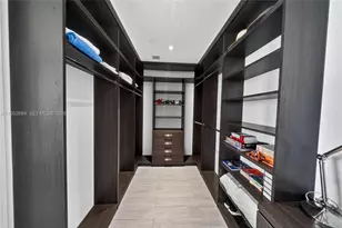 1100 Biscayne Blvd, Miami, FL 33132 - Photo 33