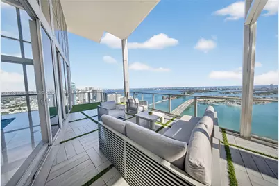 1100 Biscayne Blvd #5306, Miami, FL 33132 - Photo 1