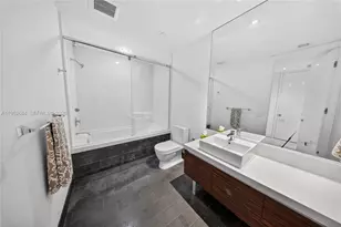 1100 Biscayne Blvd, Miami, FL 33132 - Photo 53