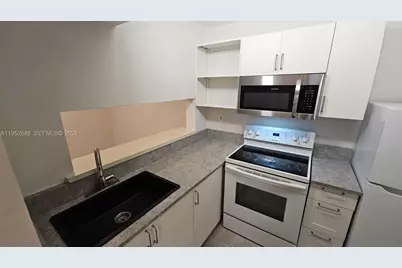 5720 SW 5th St #3, Miami, FL 33144 - Photo 13