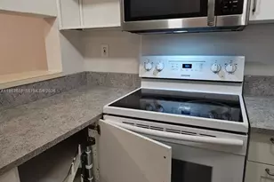 5720 SW 5th St, Miami, FL 33144 - Photo 15