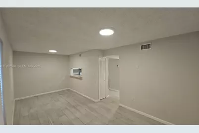 5720 SW 5th St #3, Miami, FL 33144 - Photo 7