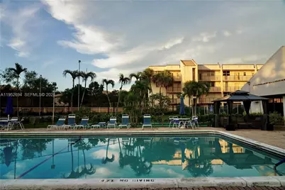 2541 Aragon Blvd #305, Sunrise, FL 33322 - Photo 15