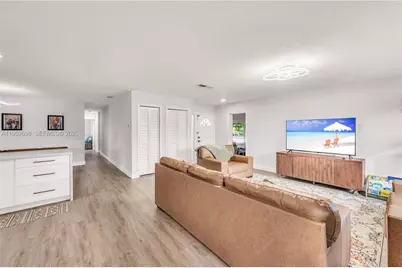 15930 SW 90th Ave, Palmetto Bay, FL 33157 - Photo 9