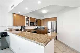 10 Venetian Way, Miami Beach, FL 33139 - Photo 5
