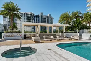 10 Venetian Way, Miami Beach, FL 33139 - Photo 19