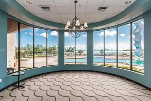 1800 NE 114th St, Miami, FL 33181 - Photo 7