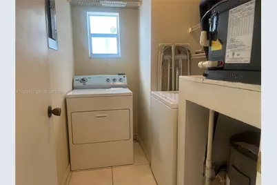 5827 NW 197th Ter, Hialeah, FL 33015 - Photo 19