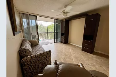2806 N 46th Ave #D537, Hollywood, FL 33021 - Photo 21
