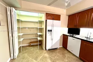 2806 N 46th Ave, Hollywood, FL 33021 - Photo 13