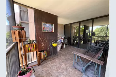 2806 N 46th Ave #D537, Hollywood, FL 33021 - Photo 47