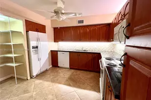 2806 N 46th Ave, Hollywood, FL 33021 - Photo 9