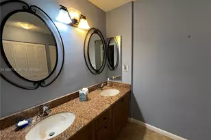 2806 N 46th Ave, Hollywood, FL 33021 - Photo 29