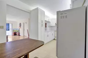 3652 Alder Dr, West Palm Beach, FL 33417 - Photo 13