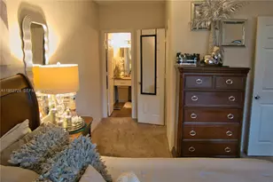 215 SW 117th Terrace, Pembroke Pines, FL 33025 - Photo 9