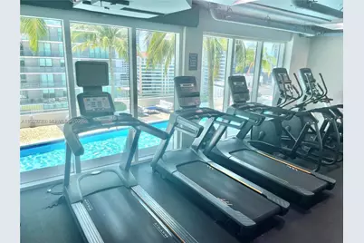 60 SW 13th St #1605, Miami, FL 33130 - Photo 17