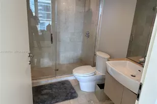 200 Biscayne Blvd Way, Miami, FL 33131 - Photo 11