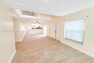 8351 S Coral Cir, North Lauderdale, FL 33068 - Photo 7