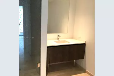 68 SE 6th St #1809, Miami, FL 33131 - Photo 9