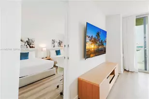 2602 E Hallandale Beach Blvd, Hallandale Beach, FL 33009 - Photo 7