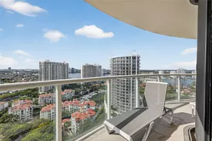4000 Island Blvd, Aventura, FL 33160 - Photo 19