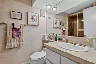 4000 Island Blvd, Aventura, FL 33160 - Photo 27