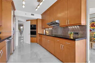 4000 Island Blvd #2602, Aventura, FL 33160 - Photo 11