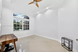 13003 SW 41st St, Davie, FL 33330 - Photo 23