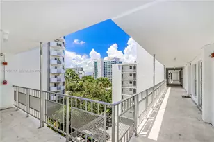1340 Lincoln Rd, Miami Beach, FL 33139 - Photo 13