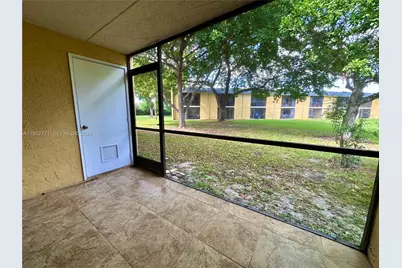 105 Meadows Cir #105, Boynton Beach, FL 33436 - Photo 17