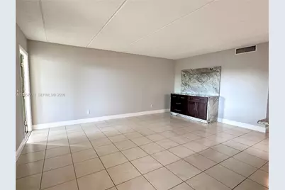 105 Meadows Cir #105, Boynton Beach, FL 33436 - Photo 7