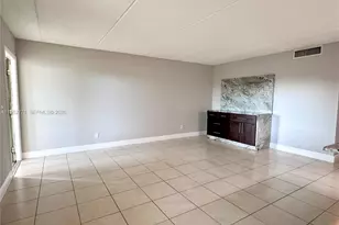 105 Meadows Cir, Boynton Beach, FL 33436 - Photo 7