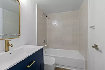 1720 NW N River Dr #308, Miami, FL 33125 - Photo 15