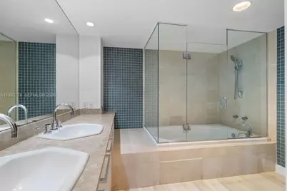 2127 Brickell Ave #1504, Miami, FL 33129 - Photo 25